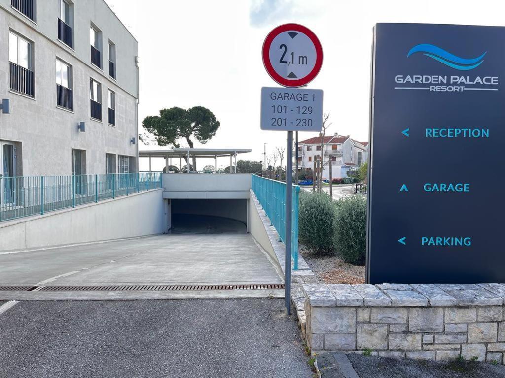 Vita Mirabilis Suite Umag Exterior foto